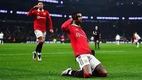 拜仁队遭遇噩梦开局！连番失误引发孔帕尼怒吼，诺伊尔对队友表现失望不已