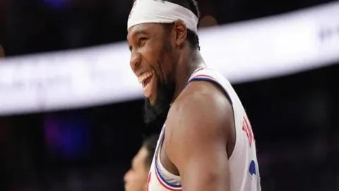 中超三甲亚冠齐陷困境！连战9场仍无胜绩，海港危机四伏，蓉城尚存一线曙光