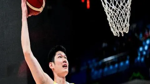 亚历山大狂砍37分助雷霆赢灰熊，小杰克逊27分闪耀全场